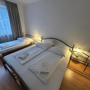  Pensión Hotel-pension Asta